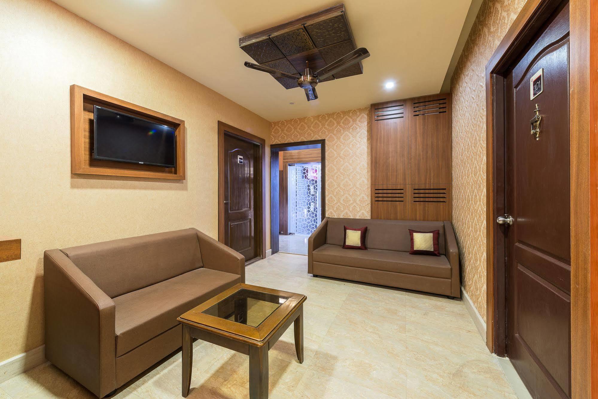 Treebo Nestlay Casa Hotel Chennai Eksteriør billede